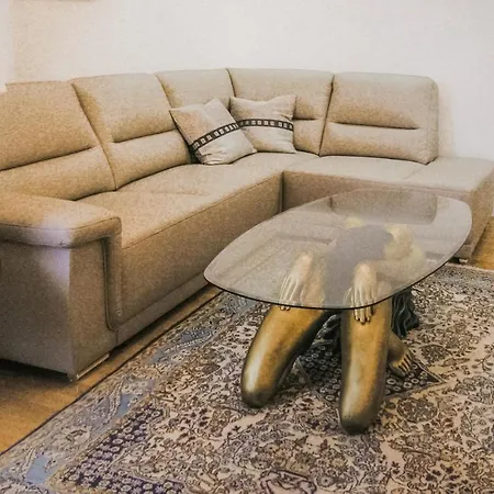 Stunning In With 2 Bedrooms And Internet 公寓 吉日茨科